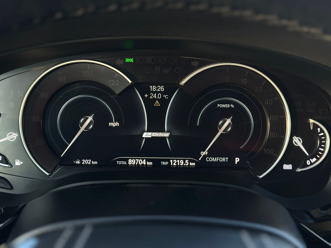 2017 BMW 530e — Miniatură 11