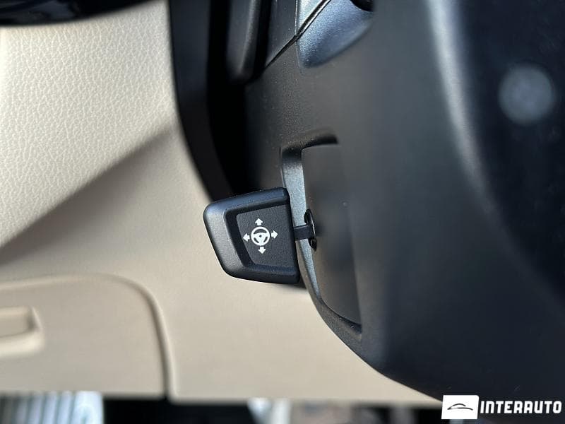2017 BMW 530e — Miniatură 9