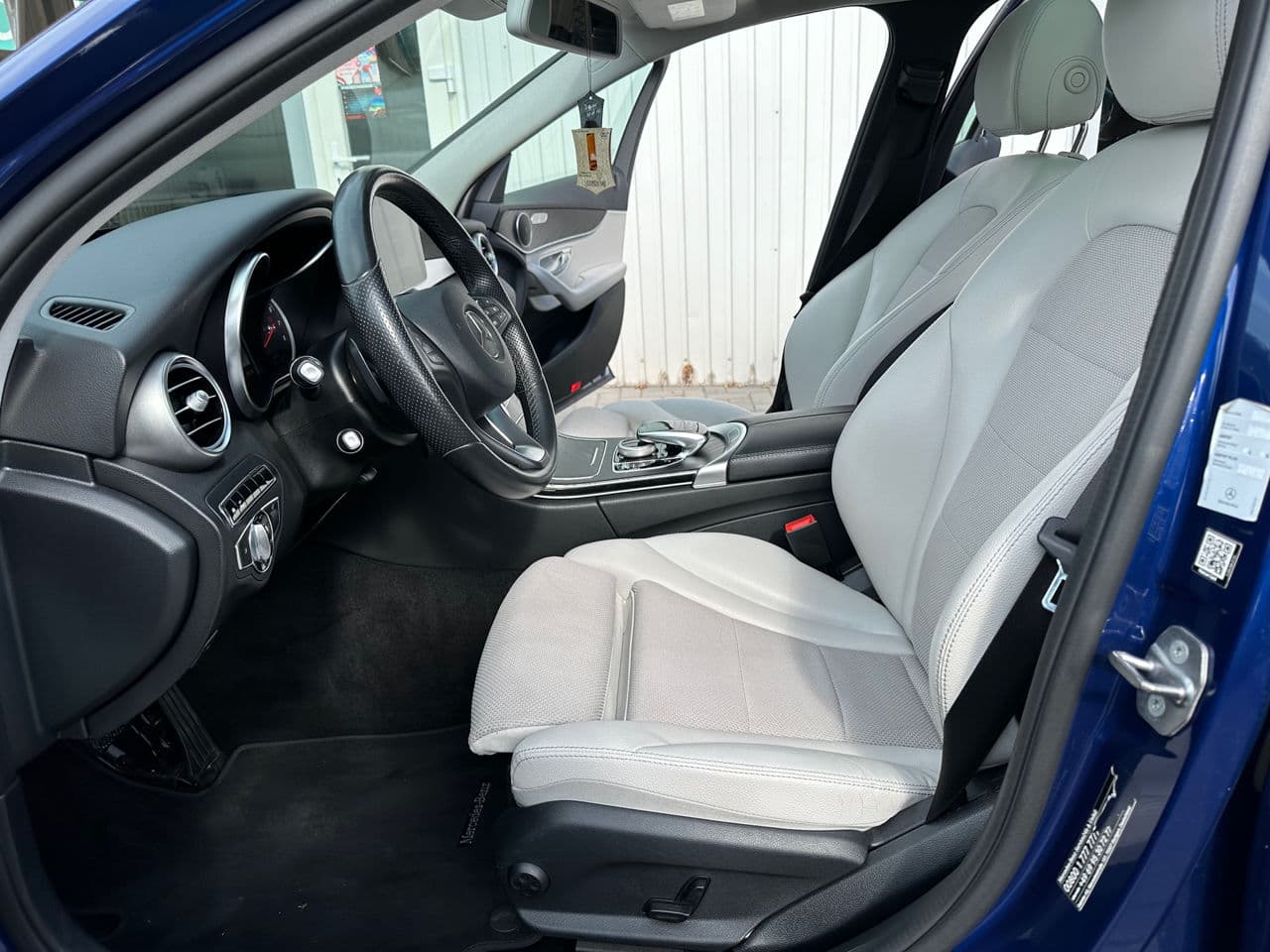 2016 Mercedes C 350e — Miniatură 5
