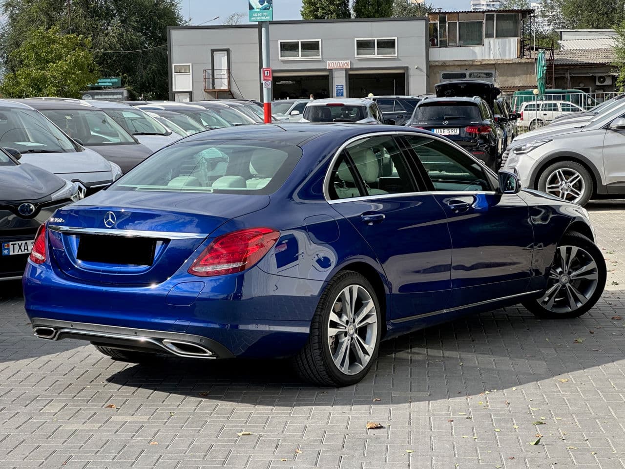 2016 Mercedes C 350e — Miniatură 3
