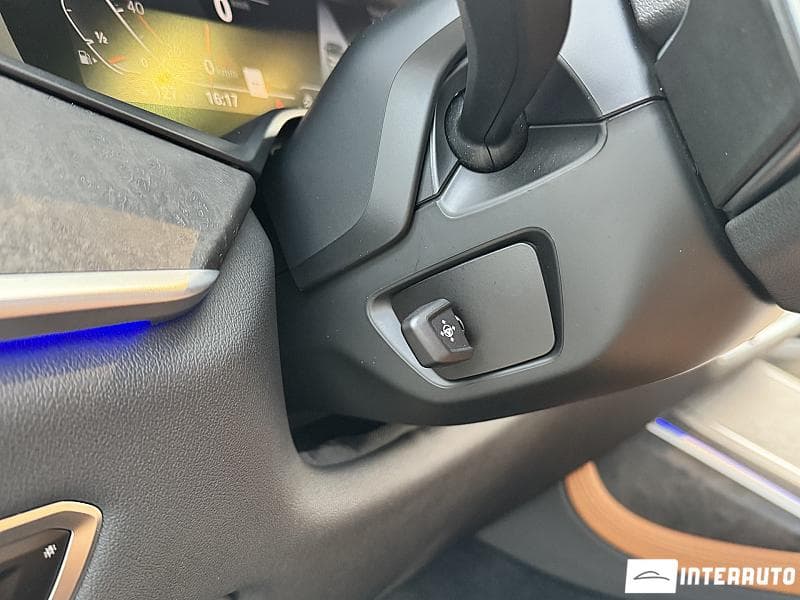BMW X7 4.0i 2022 — Миниатюра 29