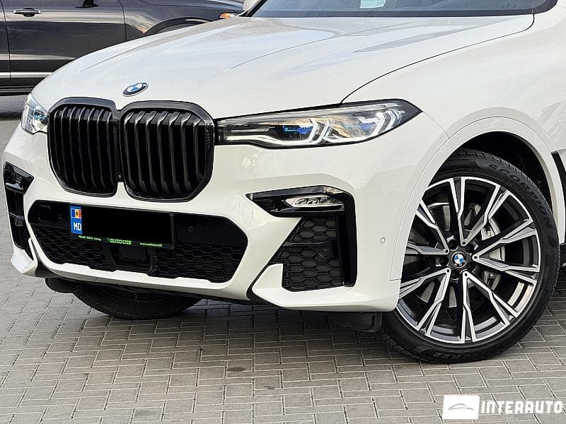 BMW X7 4.0i 2022 — Миниатюра 5