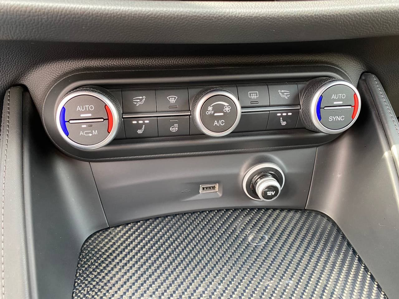 2018 Alfa Romeo Stelvio Quadrifoglio — Miniatură 13