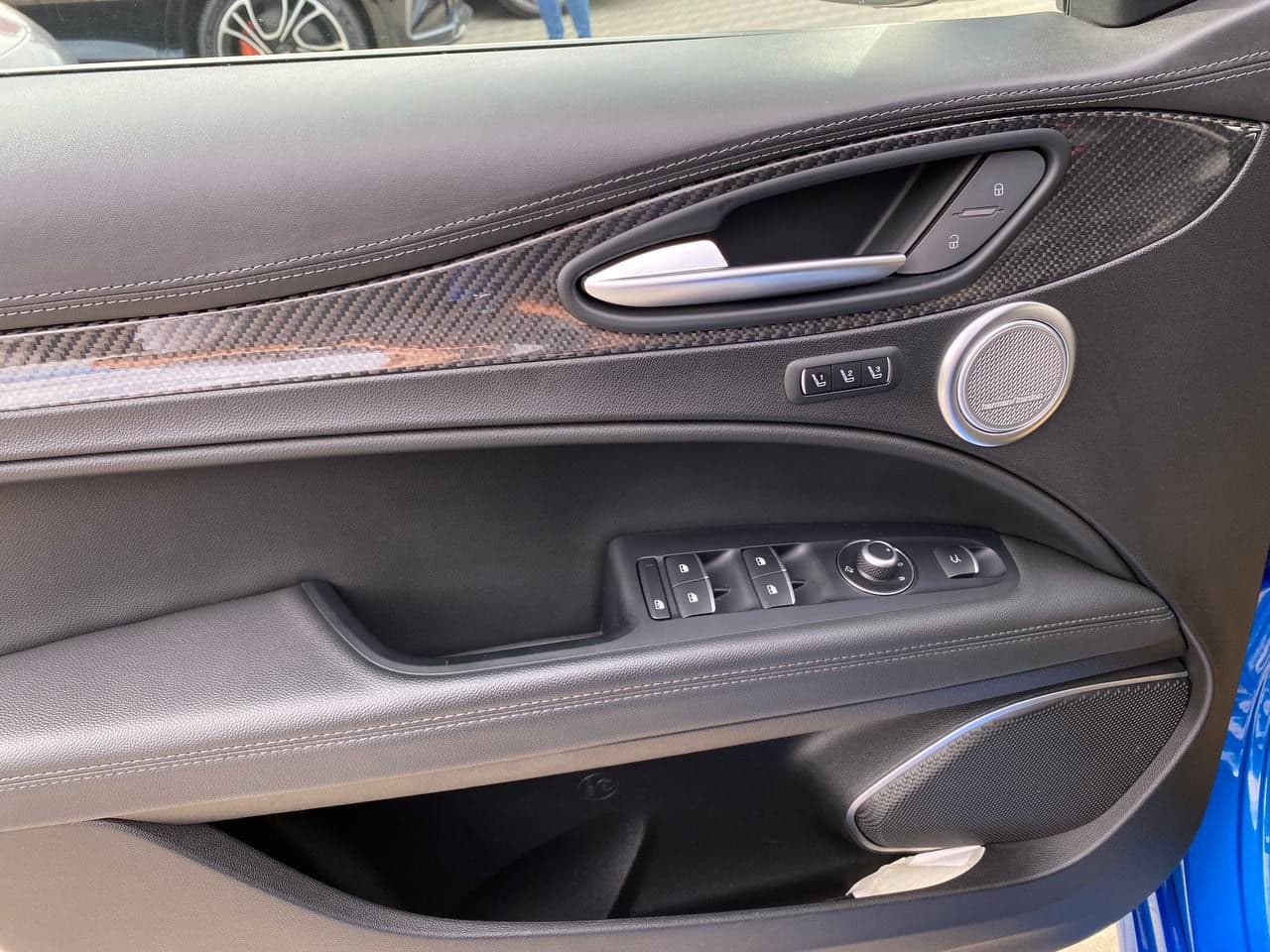 2018 Alfa Romeo Stelvio Quadrifoglio — Miniatură 7