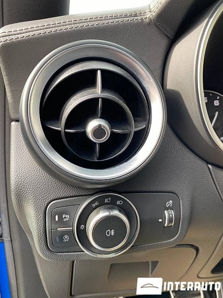 2018 Alfa Romeo Stelvio Quadrifoglio — Miniatură 15