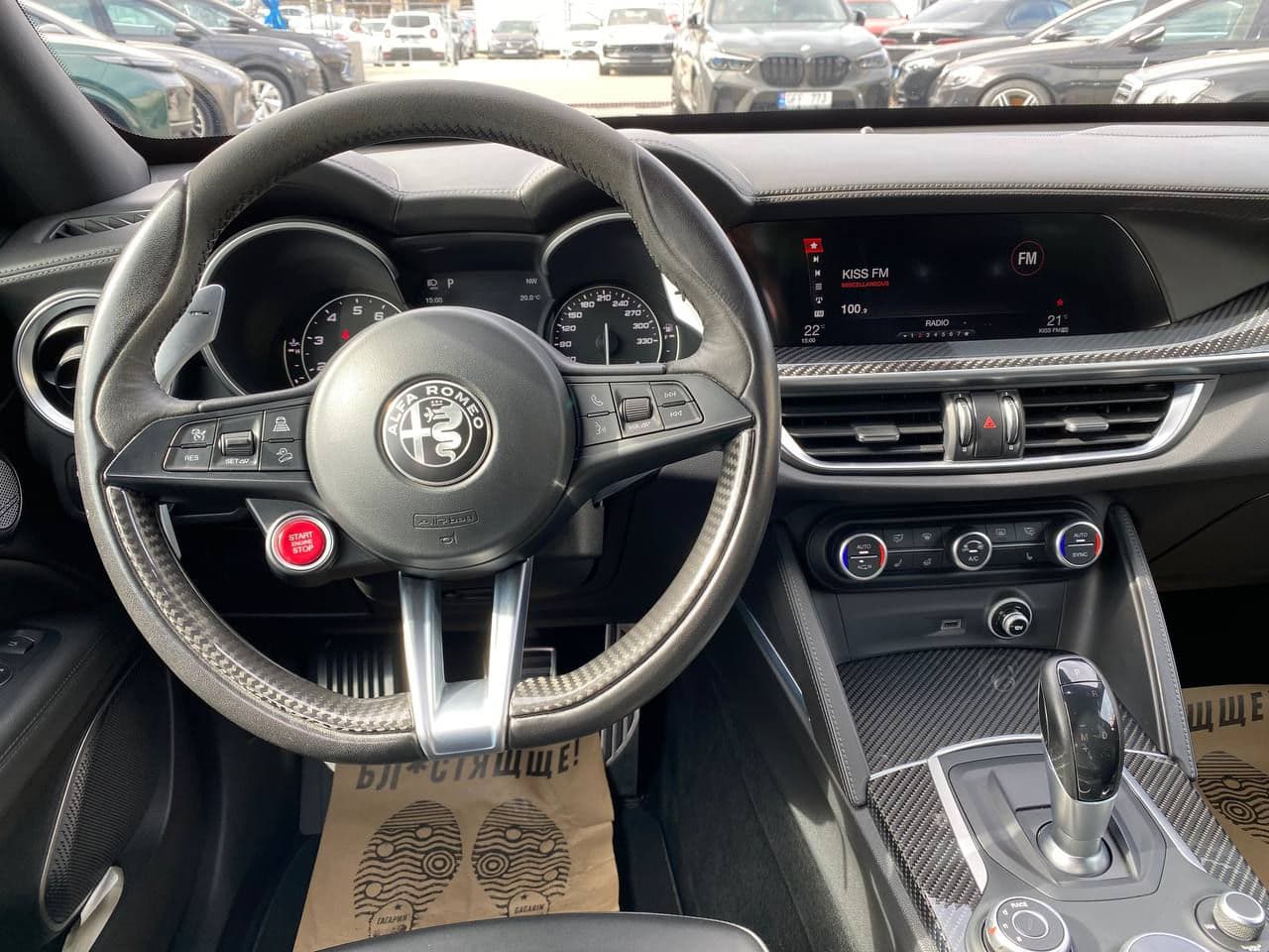 2018 Alfa Romeo Stelvio Quadrifoglio — Miniatură 10