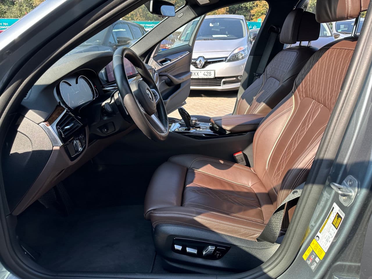 BMW 530e 2018 — Миниатюра 6