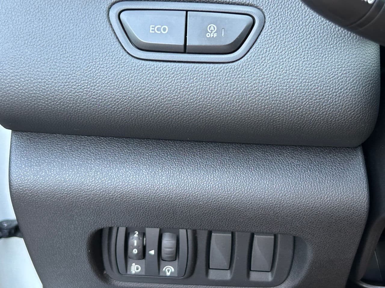 2017 Renault Kadjar — Miniatură 10