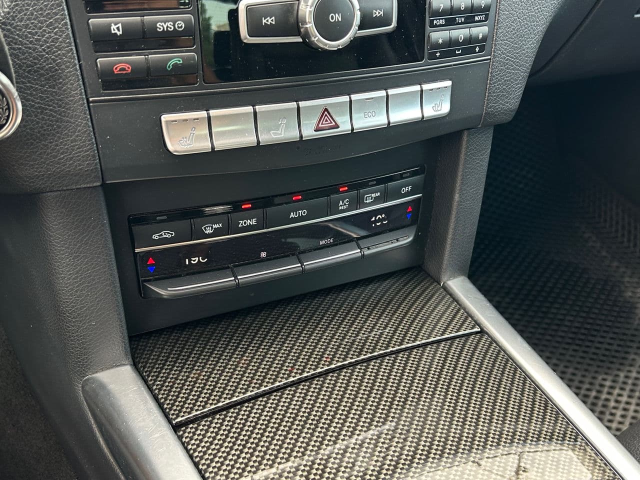 2014 Mercedes E 200 — Miniatură 13