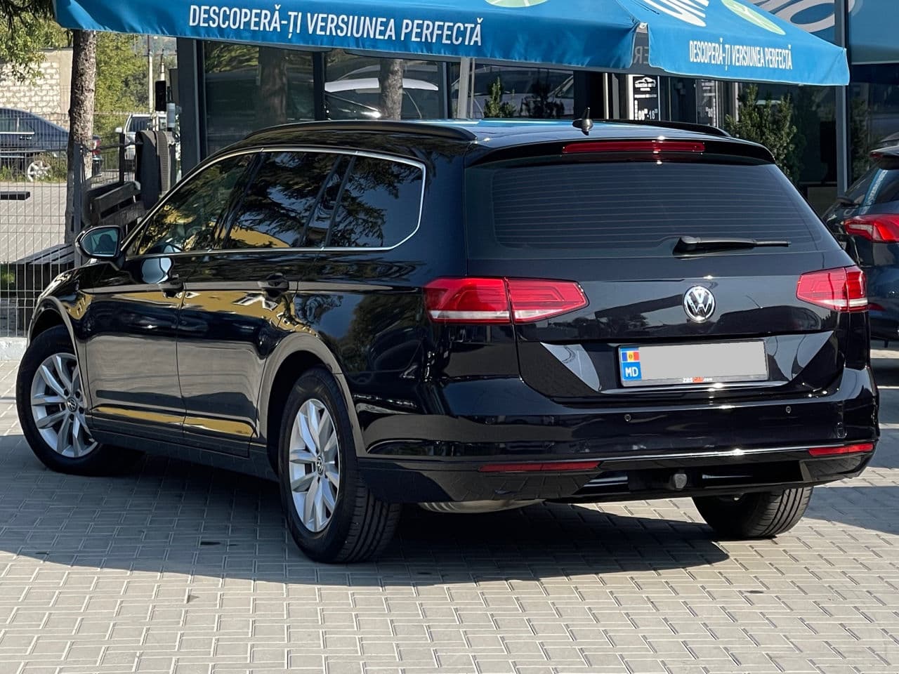 2015 Volkswagen Passat — Miniatură 4