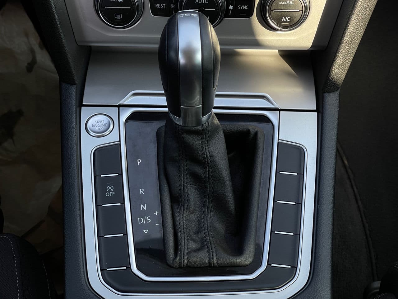 2015 Volkswagen Passat — Miniatură 16