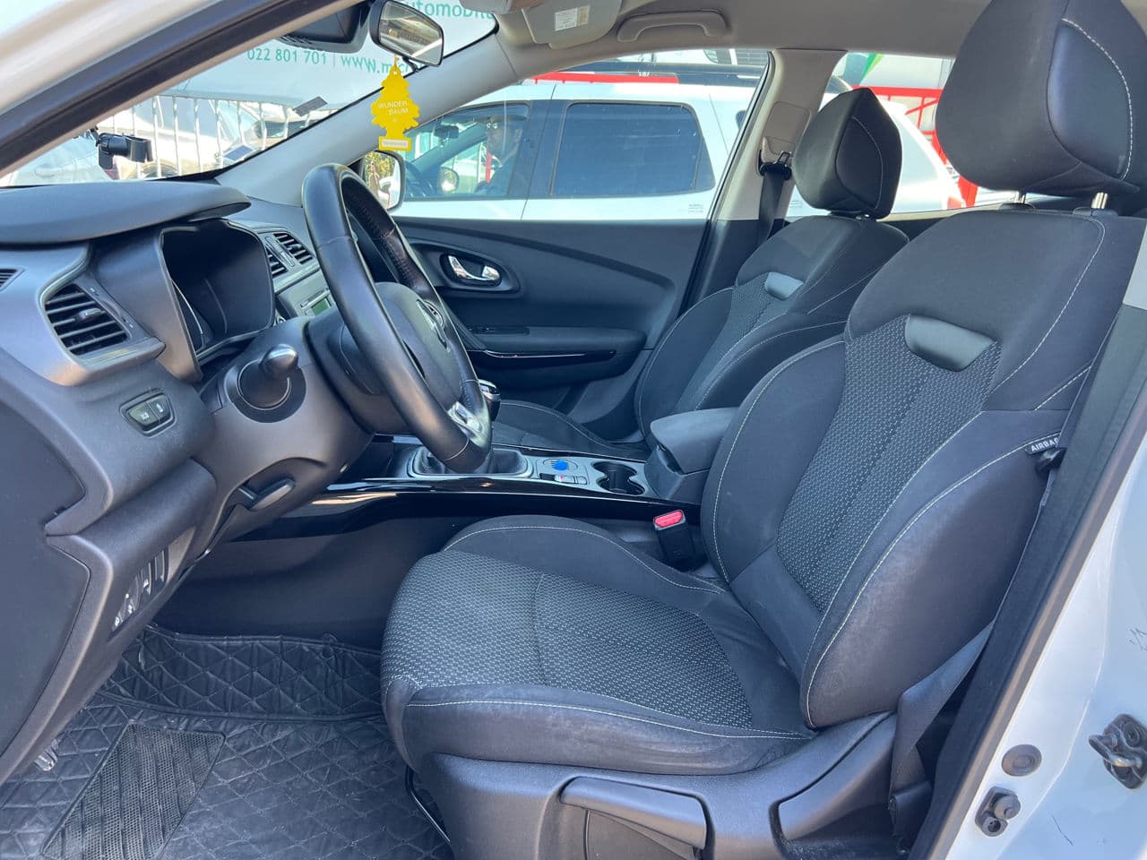 2016 Renault Kadjar — Miniatură 5