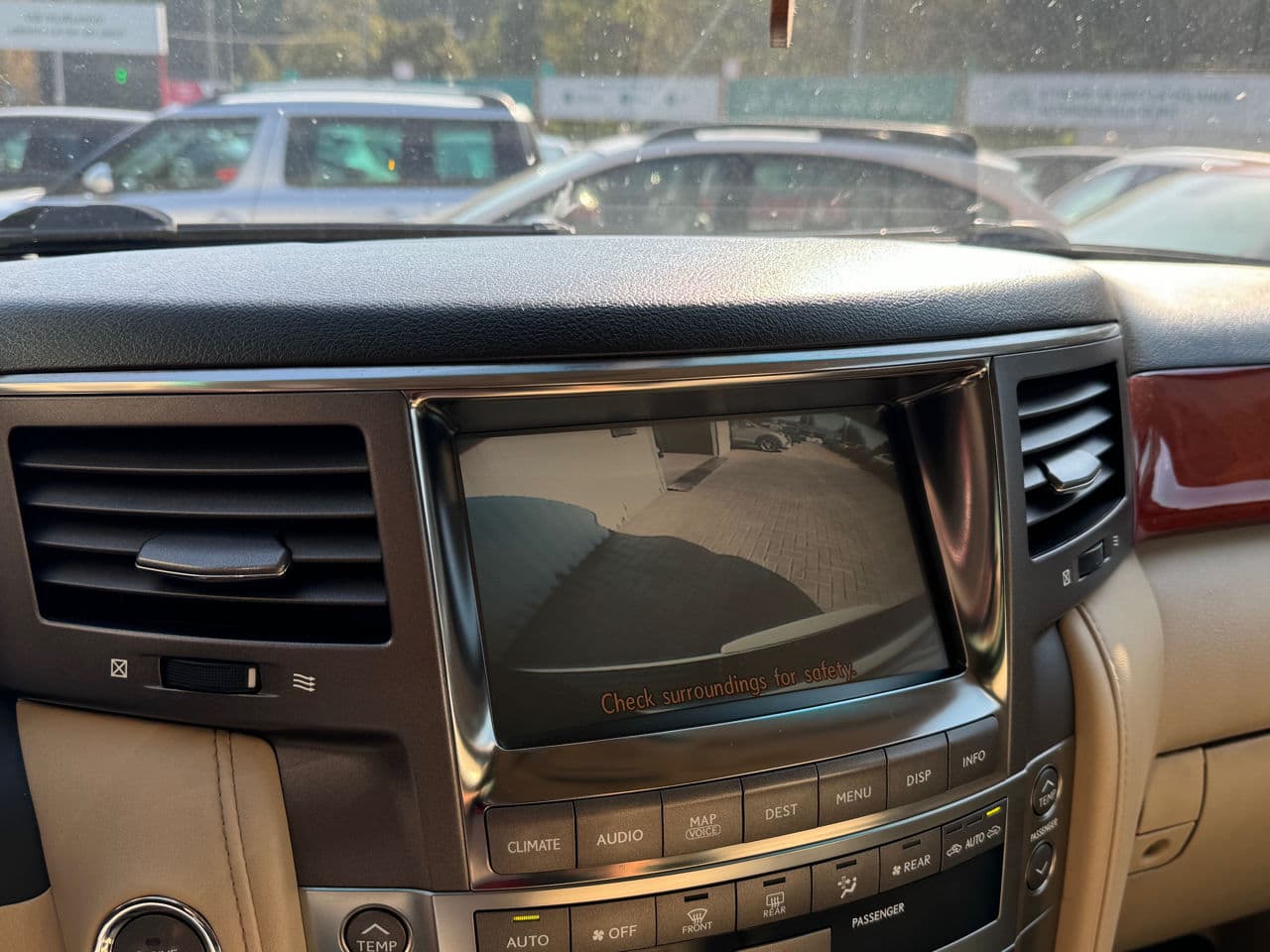 2008 Lexus LX 570 — Miniatură 9