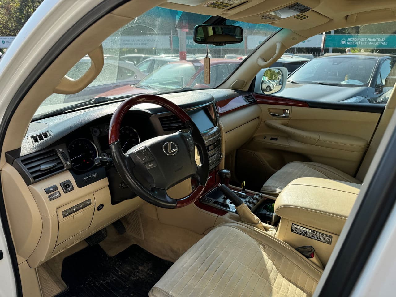 2008 Lexus LX 570 — Miniatură 5