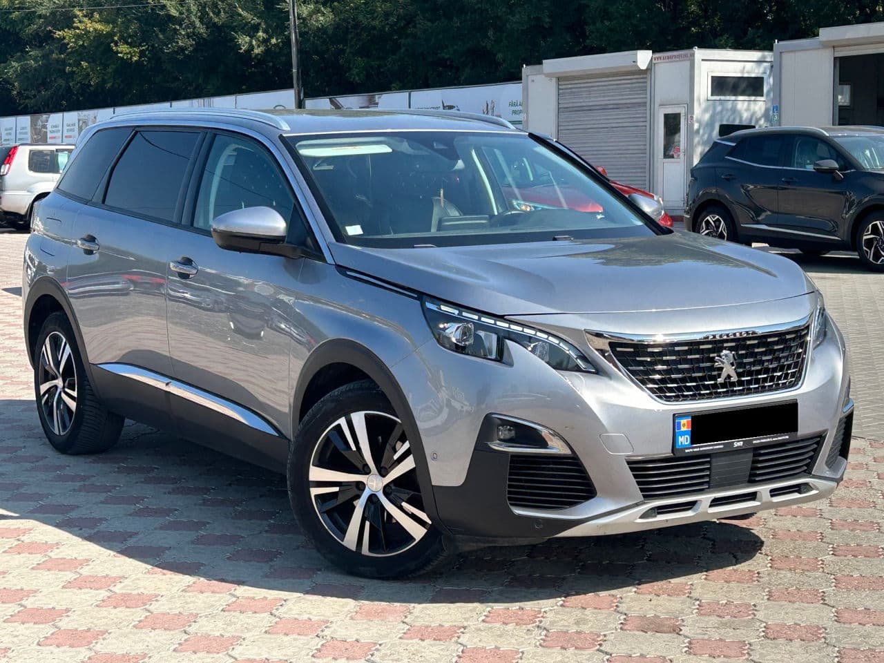 2018 Peugeot 5008 — Miniatură 4
