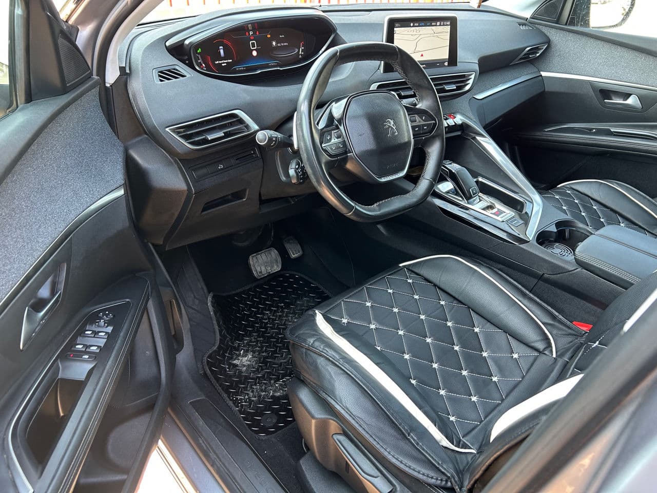 2018 Peugeot 5008 — Miniatură 7