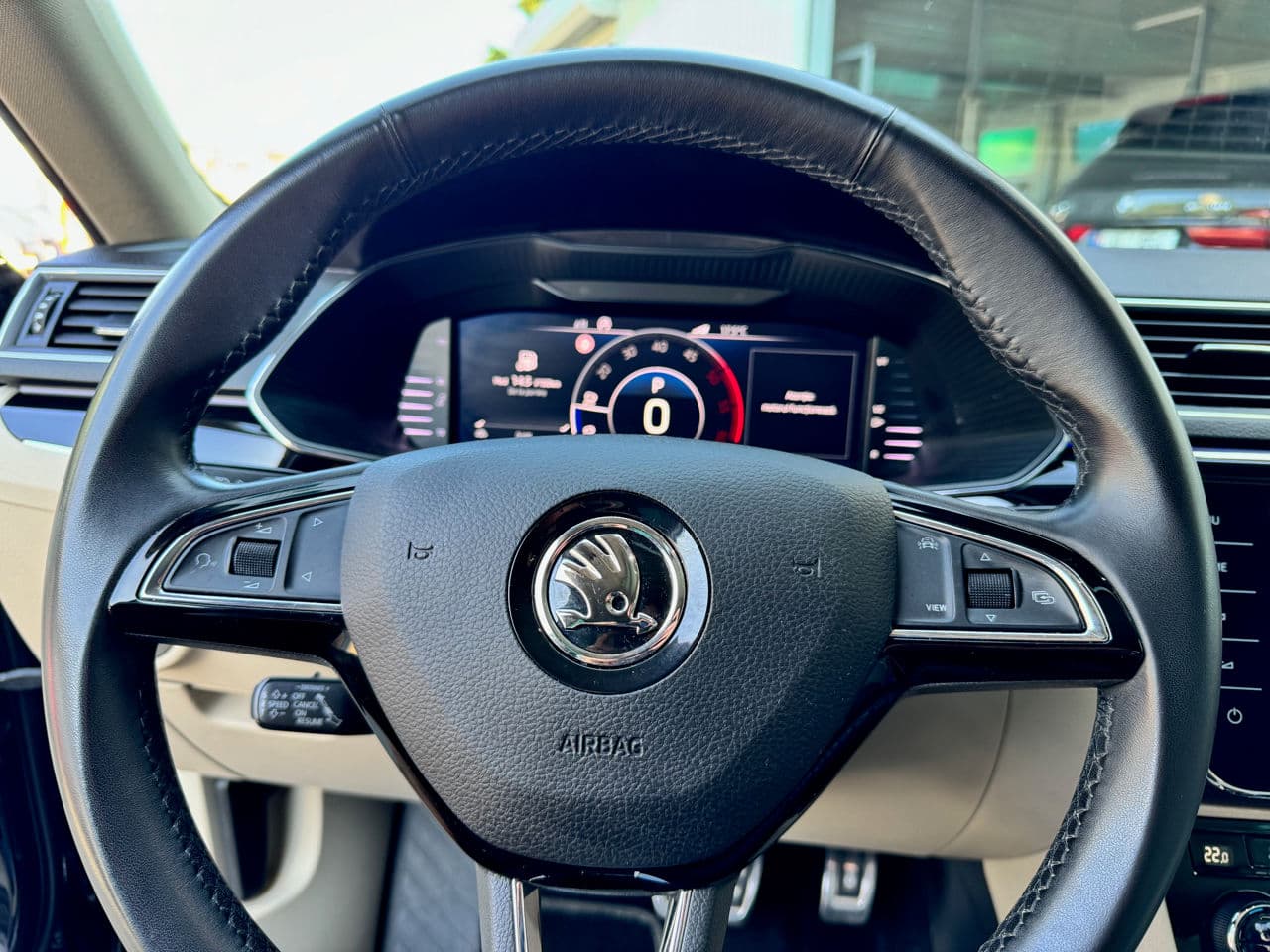 Skoda Superb 2019 — Миниатюра 8