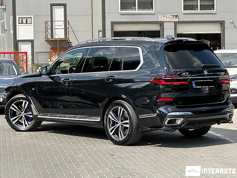BMW X7 4.0d 2023 — Миниатюра 2
