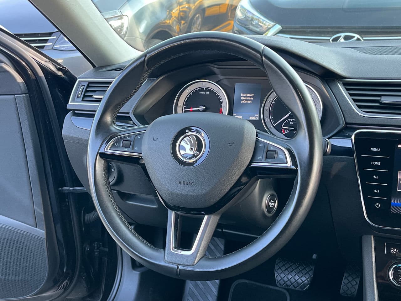 Skoda Superb 2018 — Миниатюра 10
