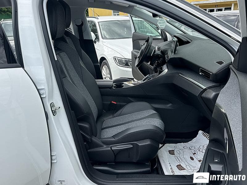 2020 Peugeot 5008 — Miniatură 15