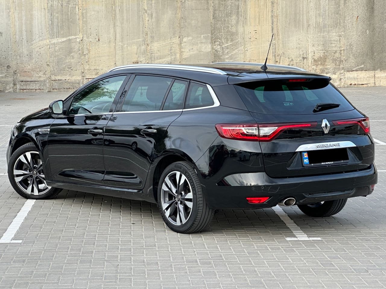 Renault Megane 2019 — Миниатюра 2