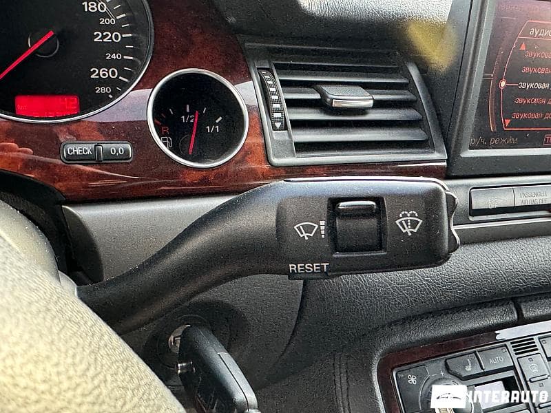Audi A8 2005 — Миниатюра 14