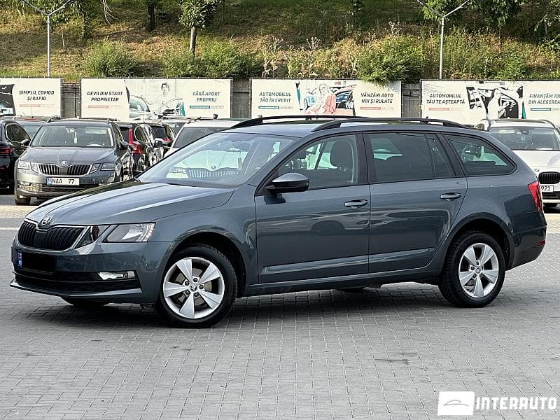 2019 Skoda Octavia — Miniatură 2