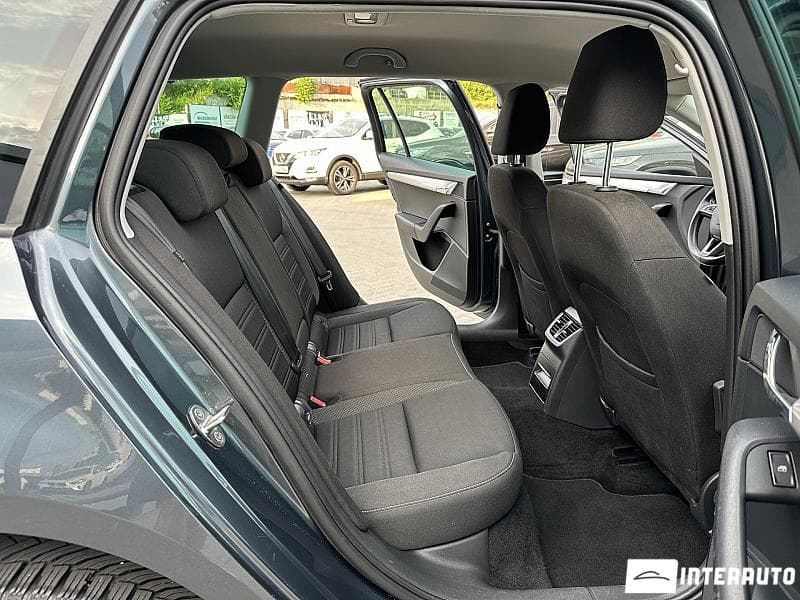 2019 Skoda Octavia — Miniatură 13