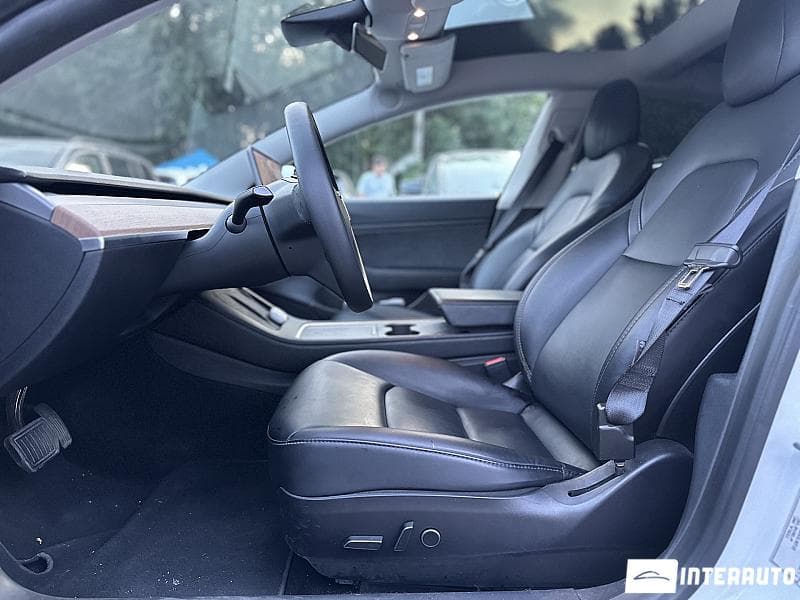 2020 Tesla Model 3 — Miniatură 5