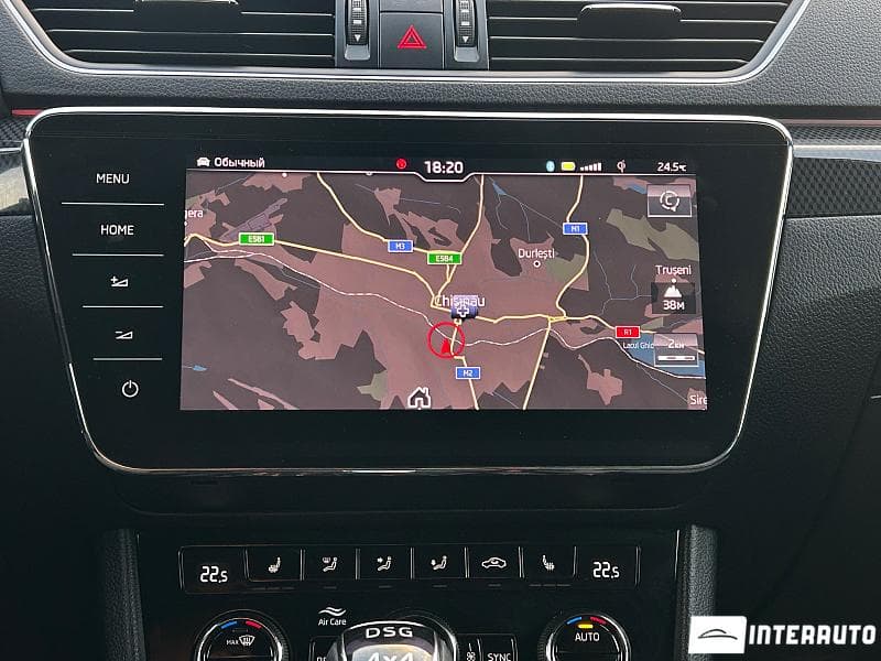 2018 Skoda Superb — Miniatură 14