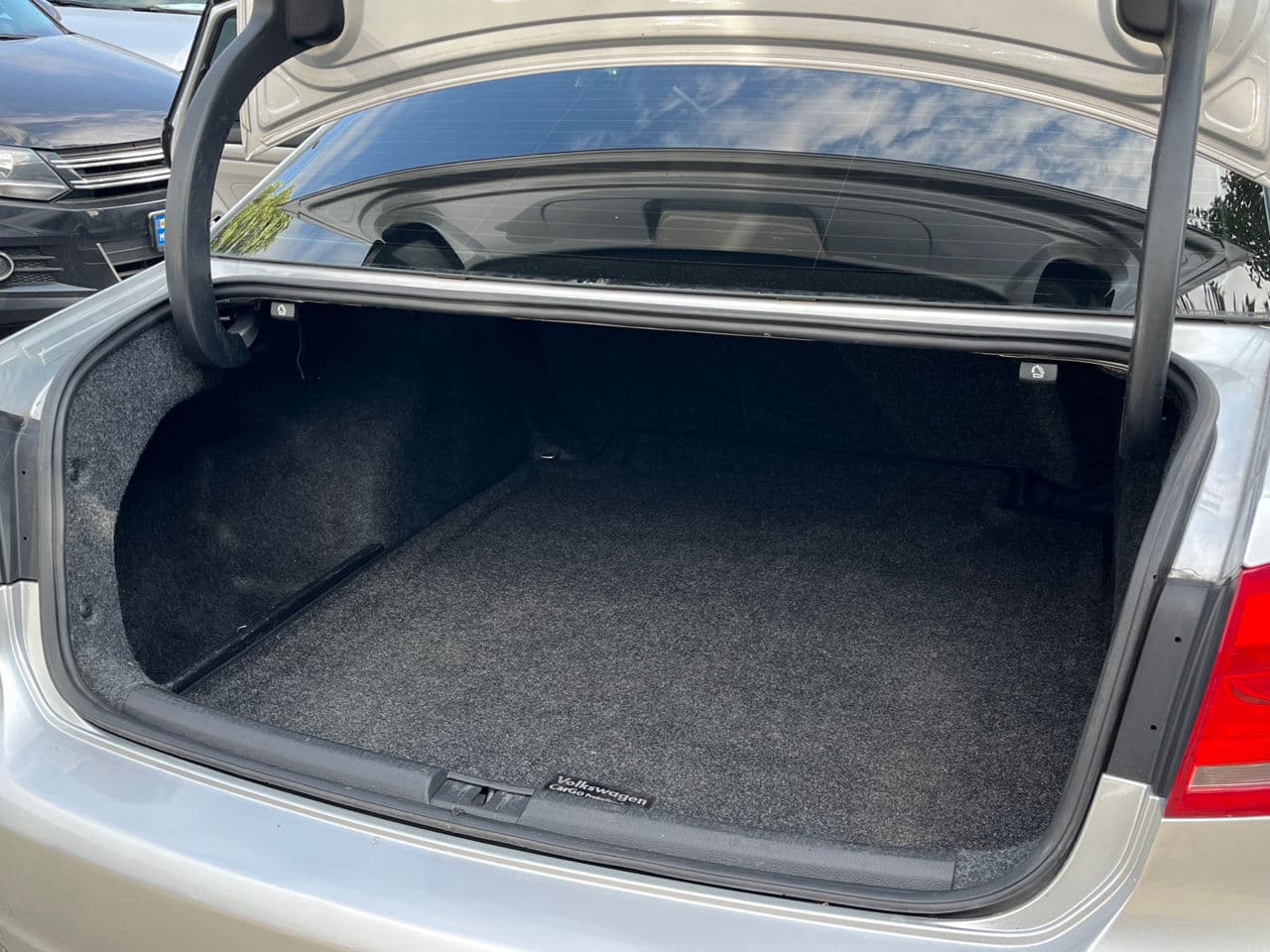 2015 Volkswagen Passat — Miniatură 22