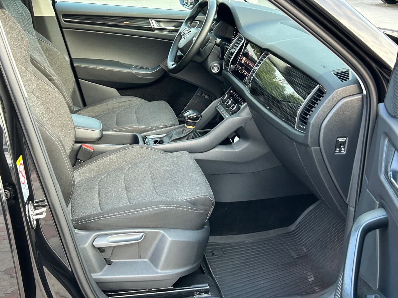 Skoda Kodiaq 2021 — Миниатюра 14