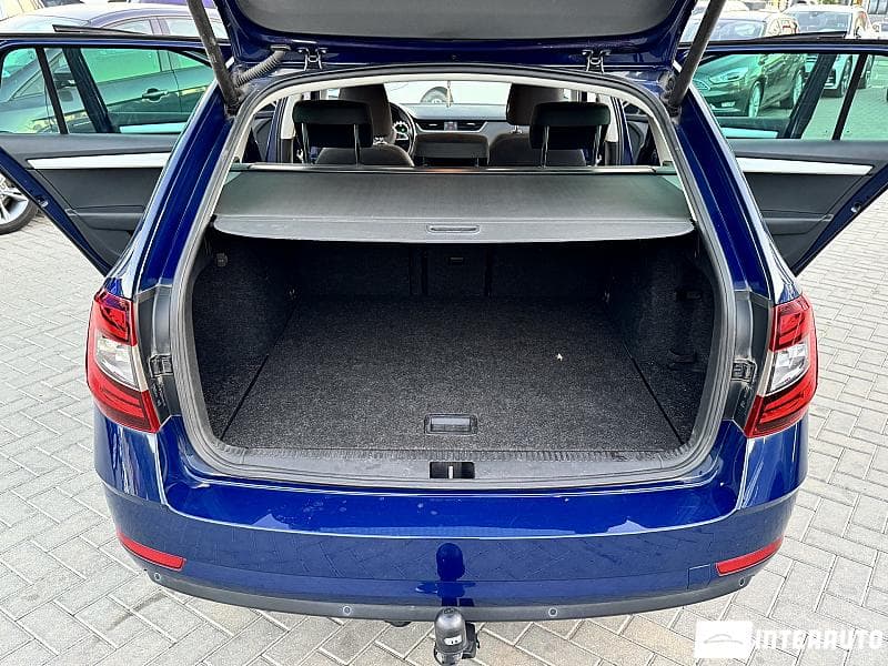 2017 Skoda Octavia — Miniatură 19