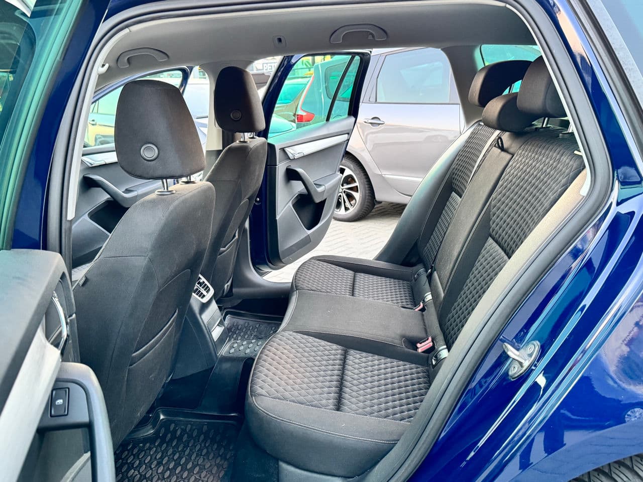 2017 Skoda Octavia — Miniatură 14