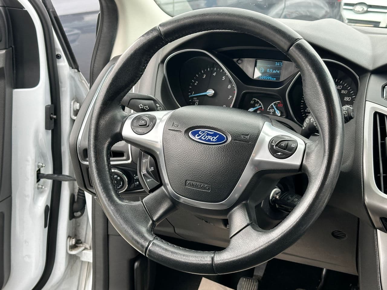 Ford Focus 2014 — Миниатюра 7