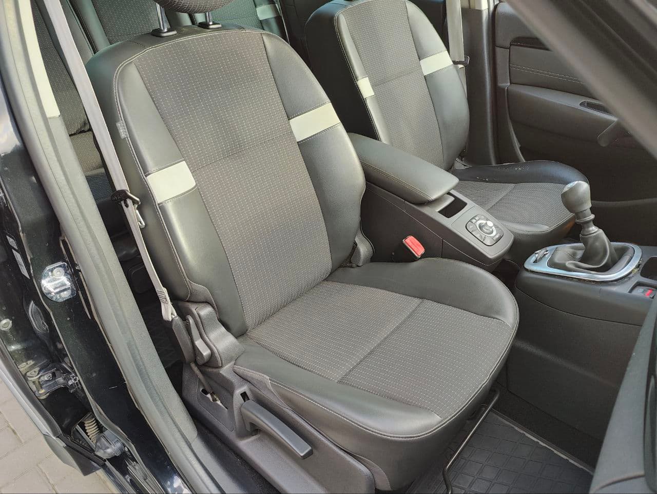 Renault Grand Scenic 2012 — Миниатюра 8