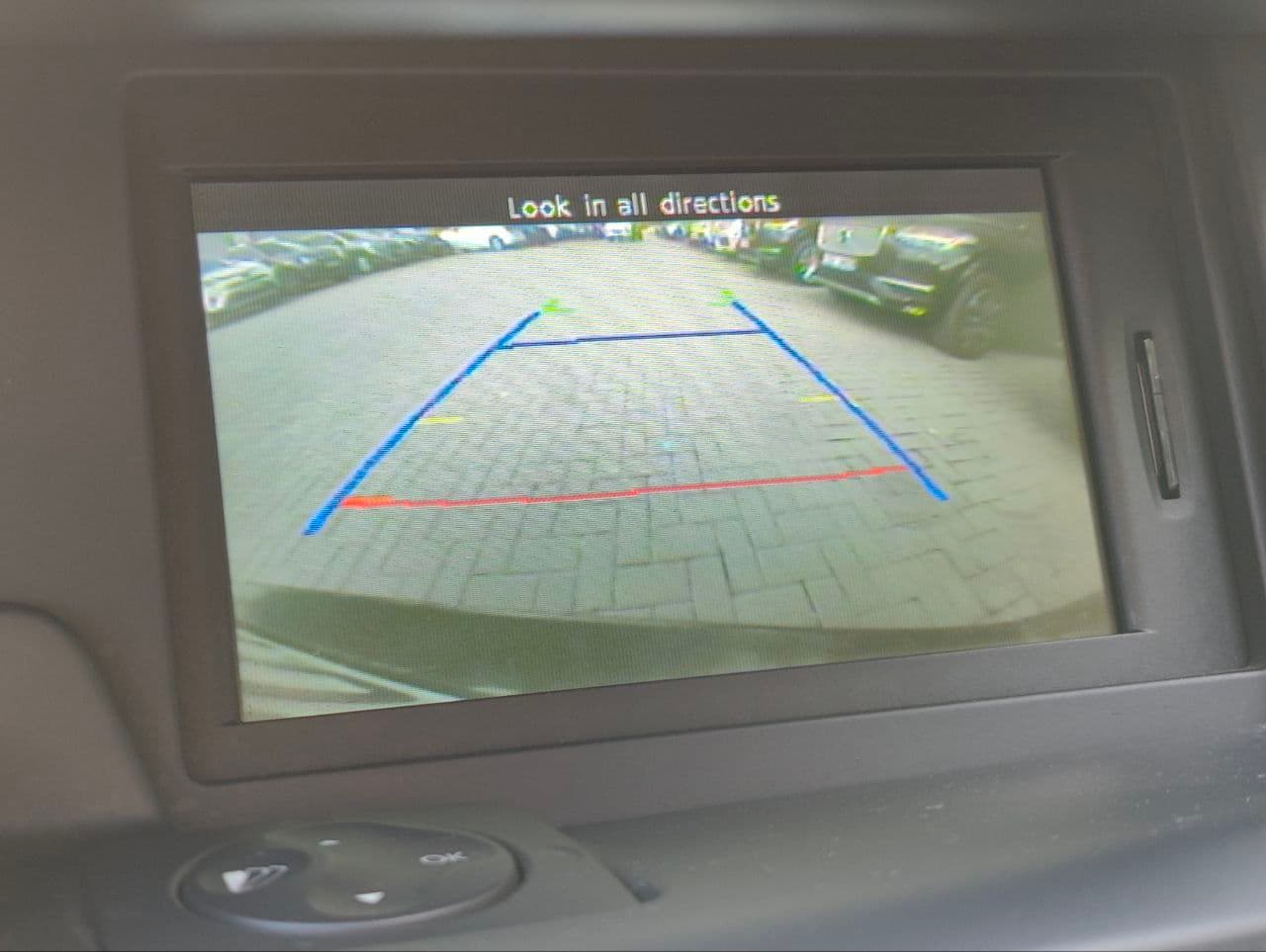 Renault Grand Scenic 2012 — Миниатюра 13