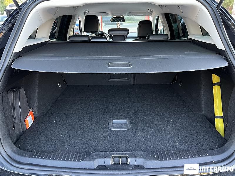 2018 Ford Focus — Miniatură 23