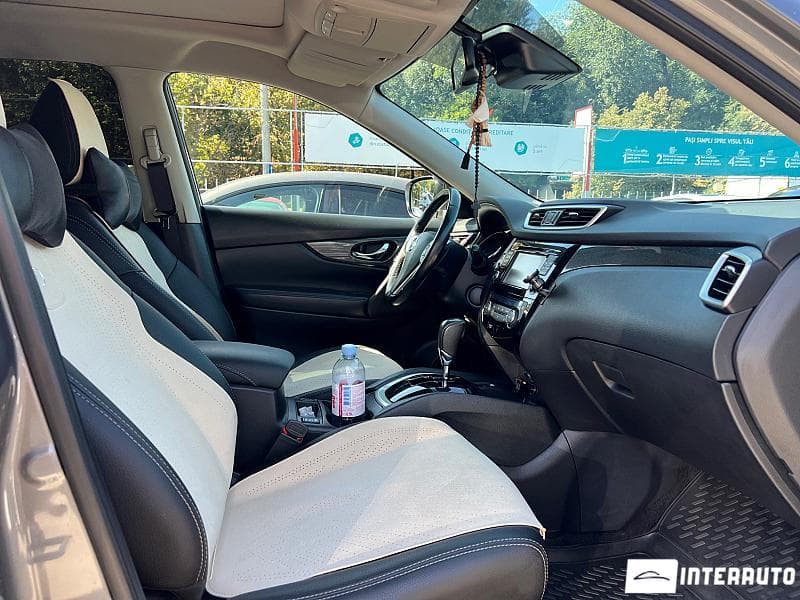 2015 Nissan X-Trail — Miniatură 5