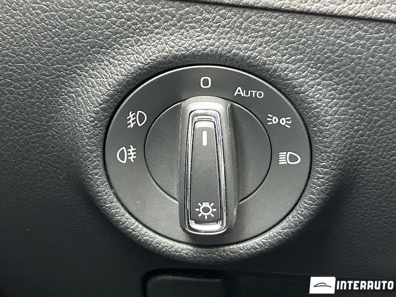 2021 Skoda Superb — Miniatură 10