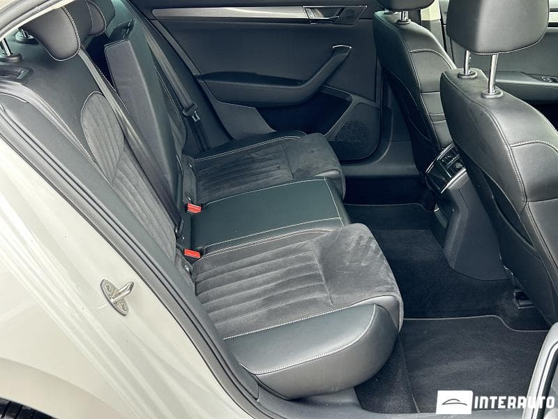 2021 Skoda Superb — Miniatură 20
