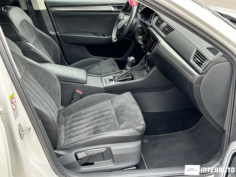 2021 Skoda Superb — Miniatură 17