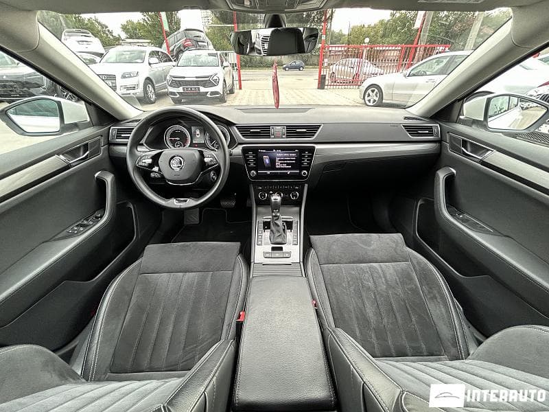 2021 Skoda Superb — Miniatură 9
