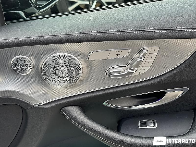2017 Mercedes E 220 — Miniatură 14
