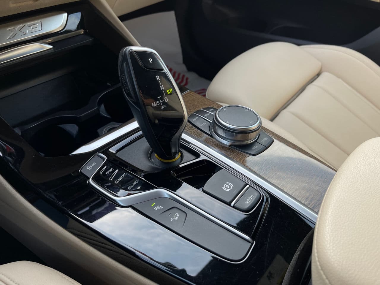 BMW X3 3.0i 2018 — Миниатюра 12