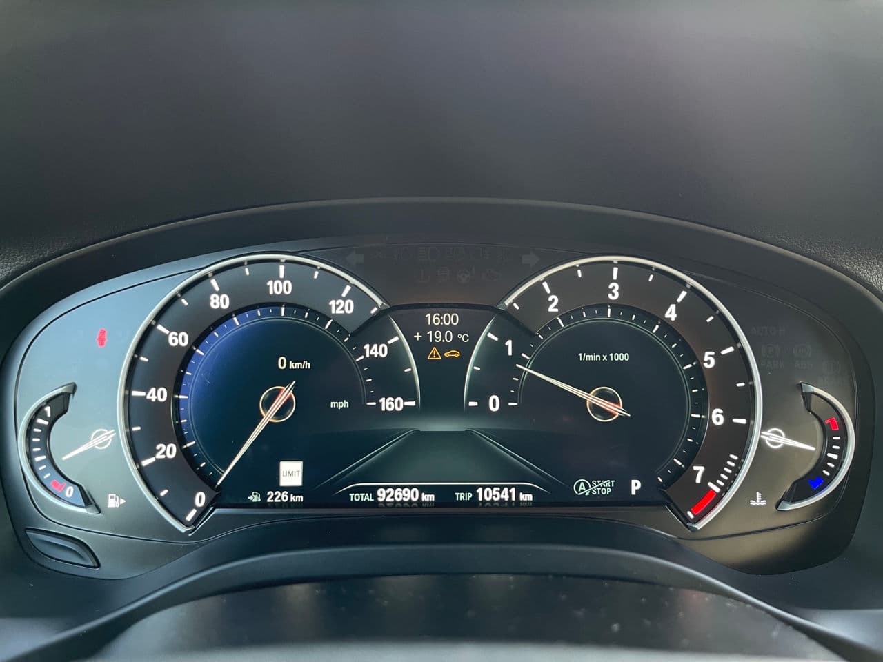 BMW X3 3.0i 2018 — Миниатюра 9