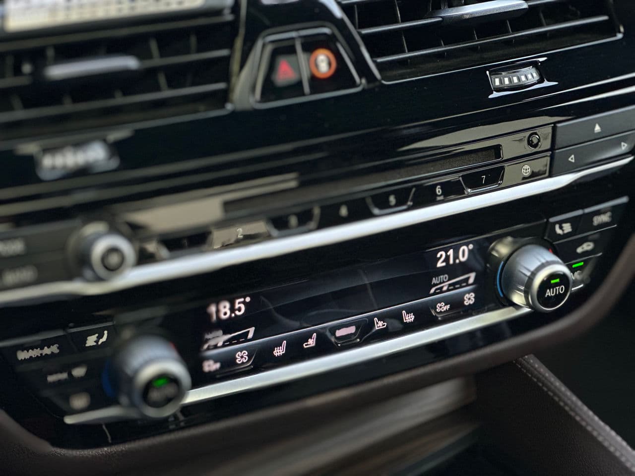 2017 BMW 520 — Miniatură 14