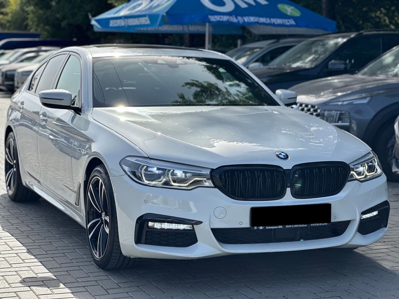 2017 BMW 520 — Miniatură 3