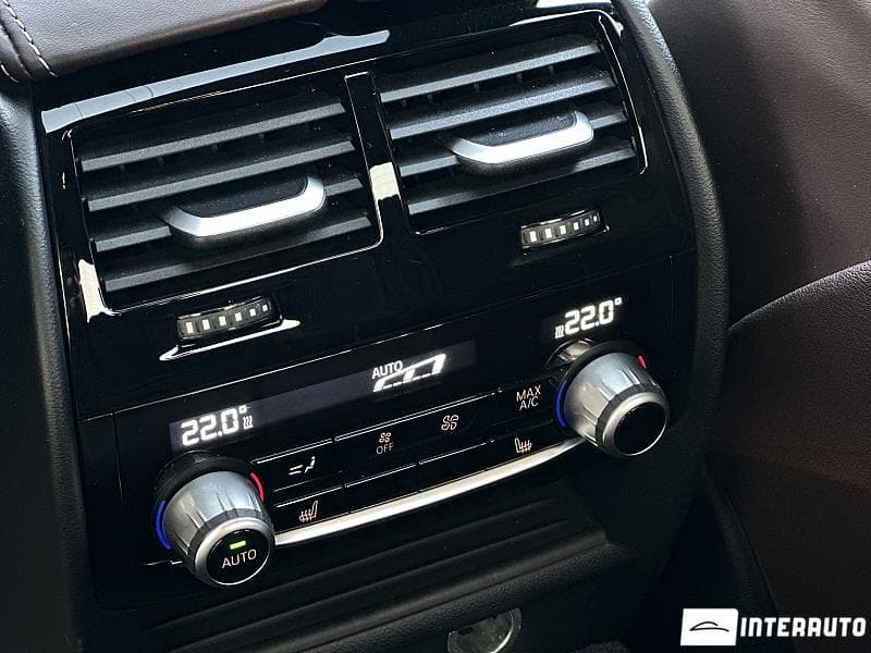 2017 BMW 520 — Miniatură 20