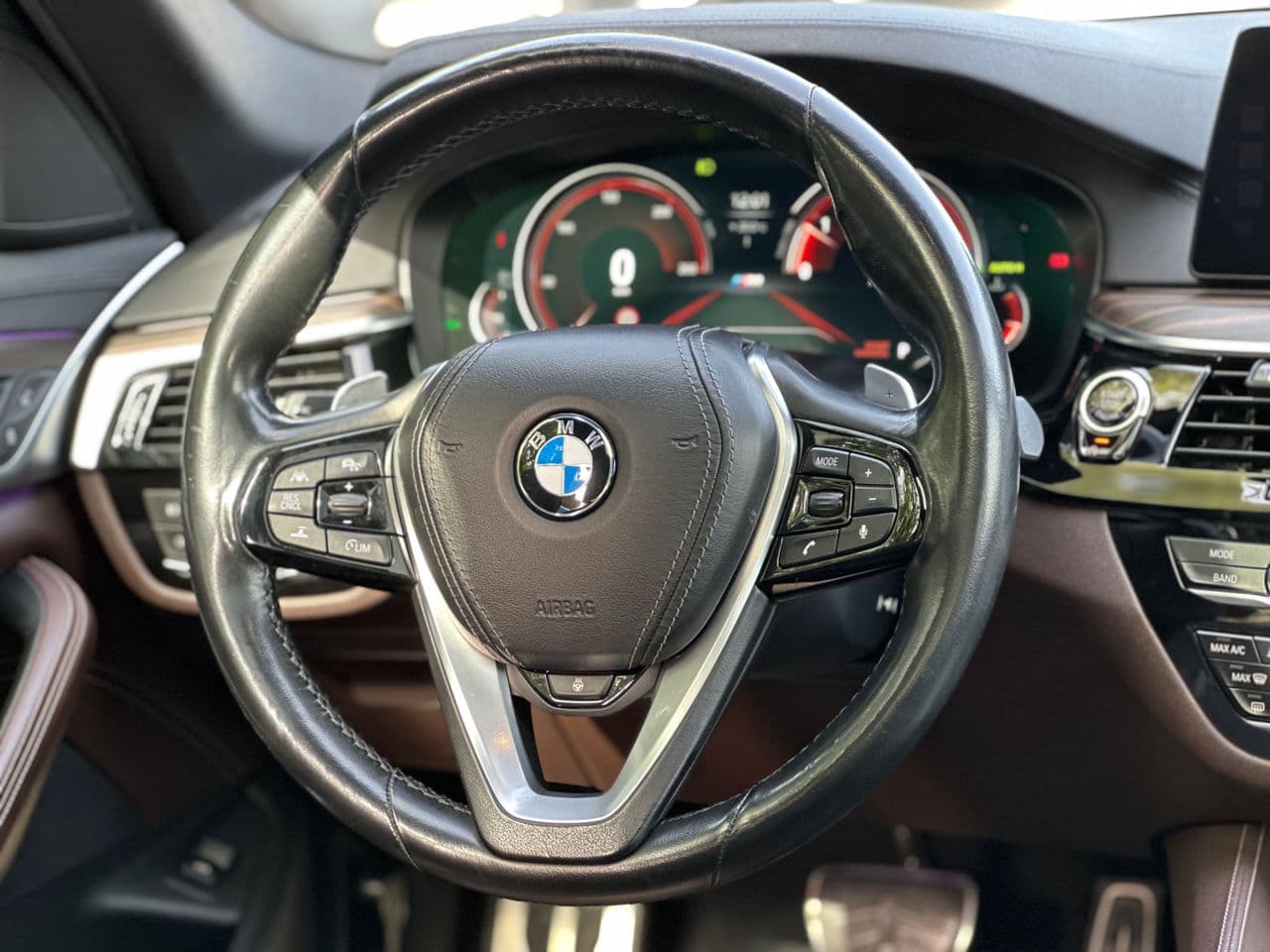 2017 BMW 520 — Miniatură 11